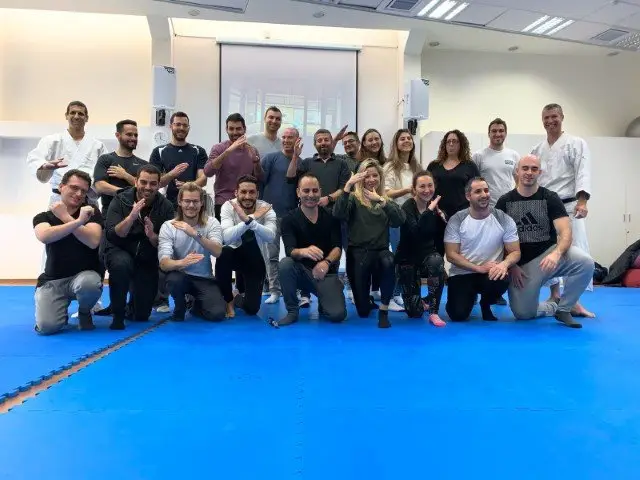 תמונה קבוצתית בסיום סדנת מנהלים